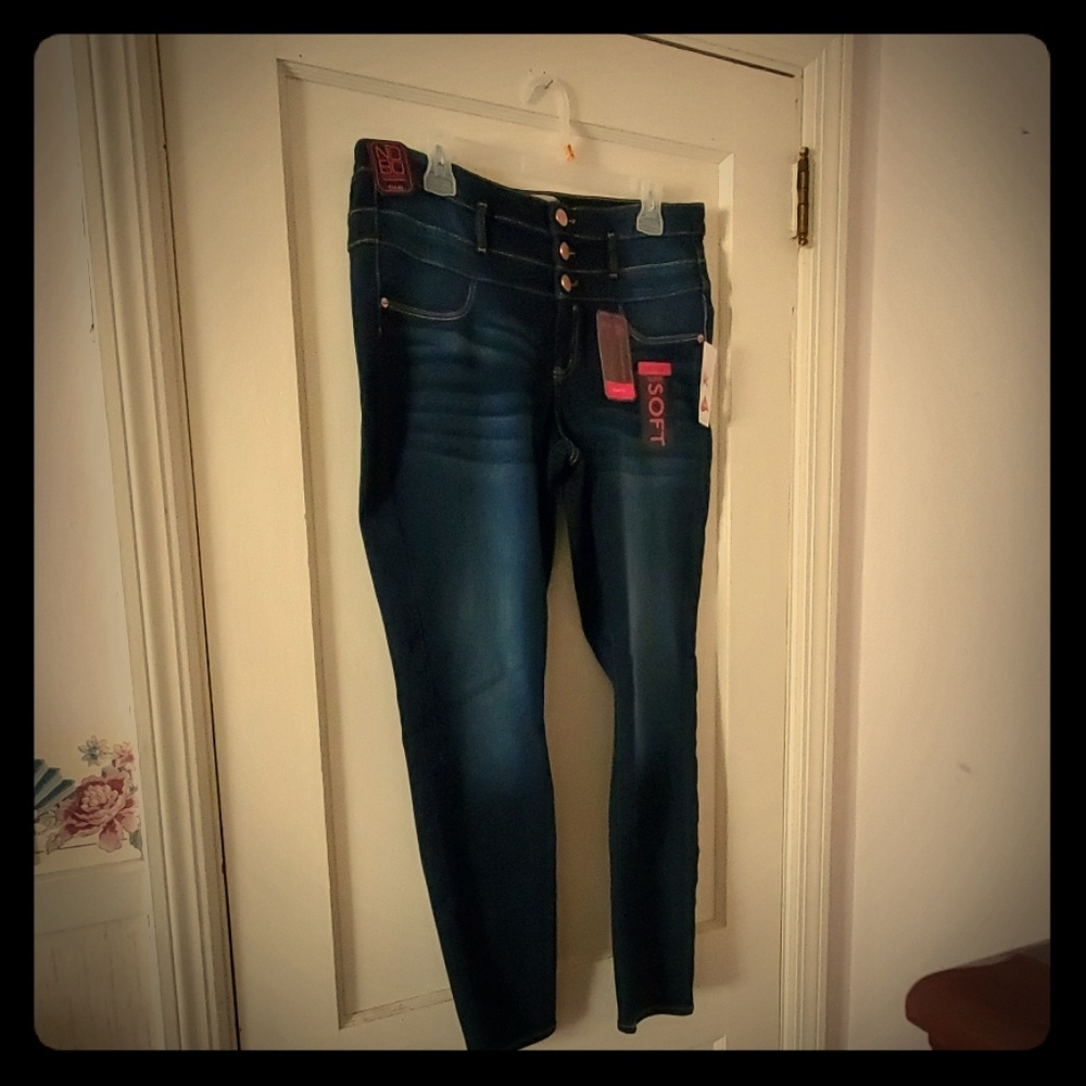 Skinny jeans